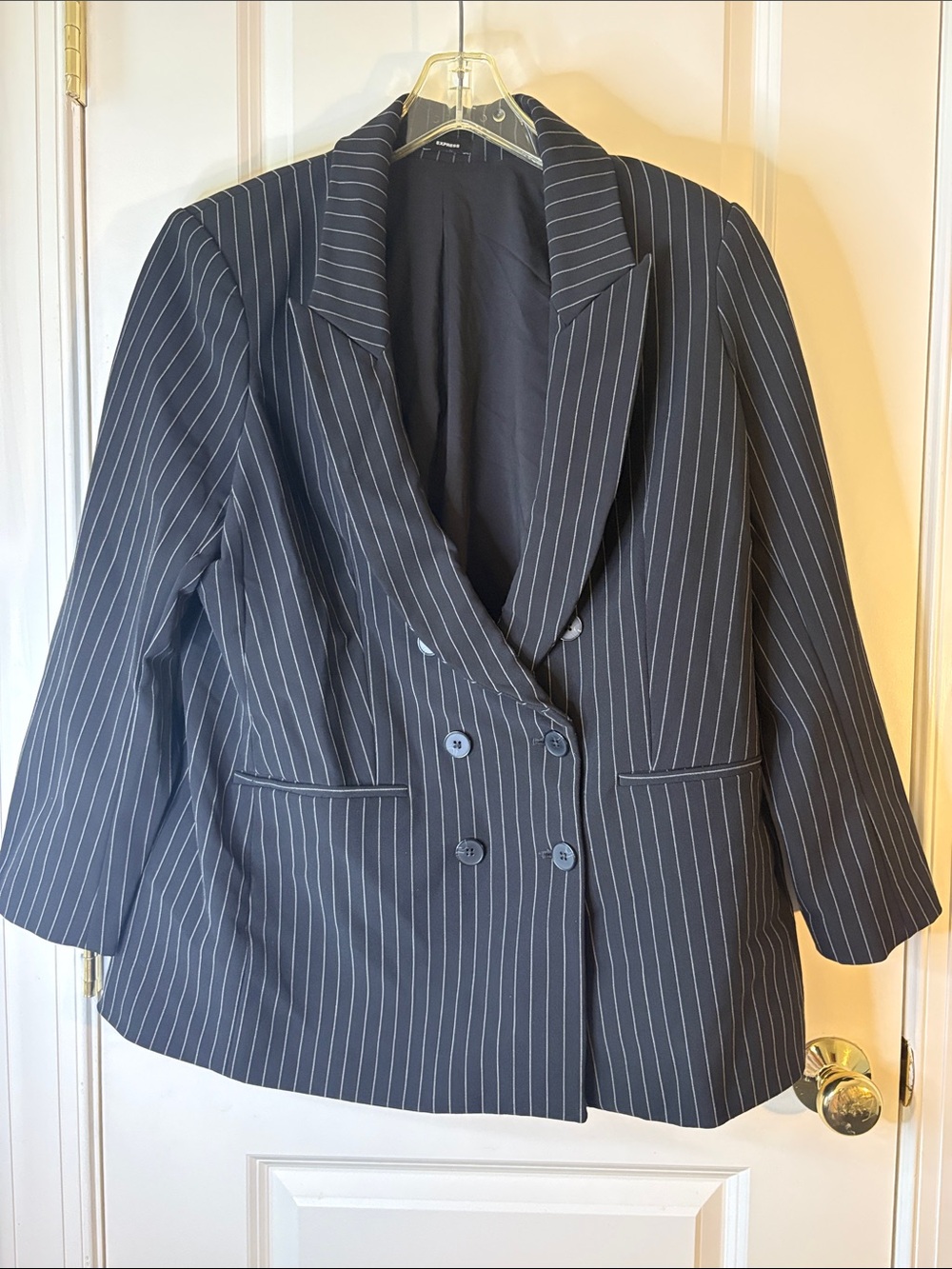 Express Black Pinstripe Double-Breasted Blazer w pockets & lining- see all pics - Picture 2 of 6